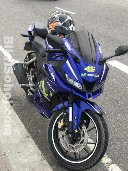 YAMAHA R15 V3 Movistar